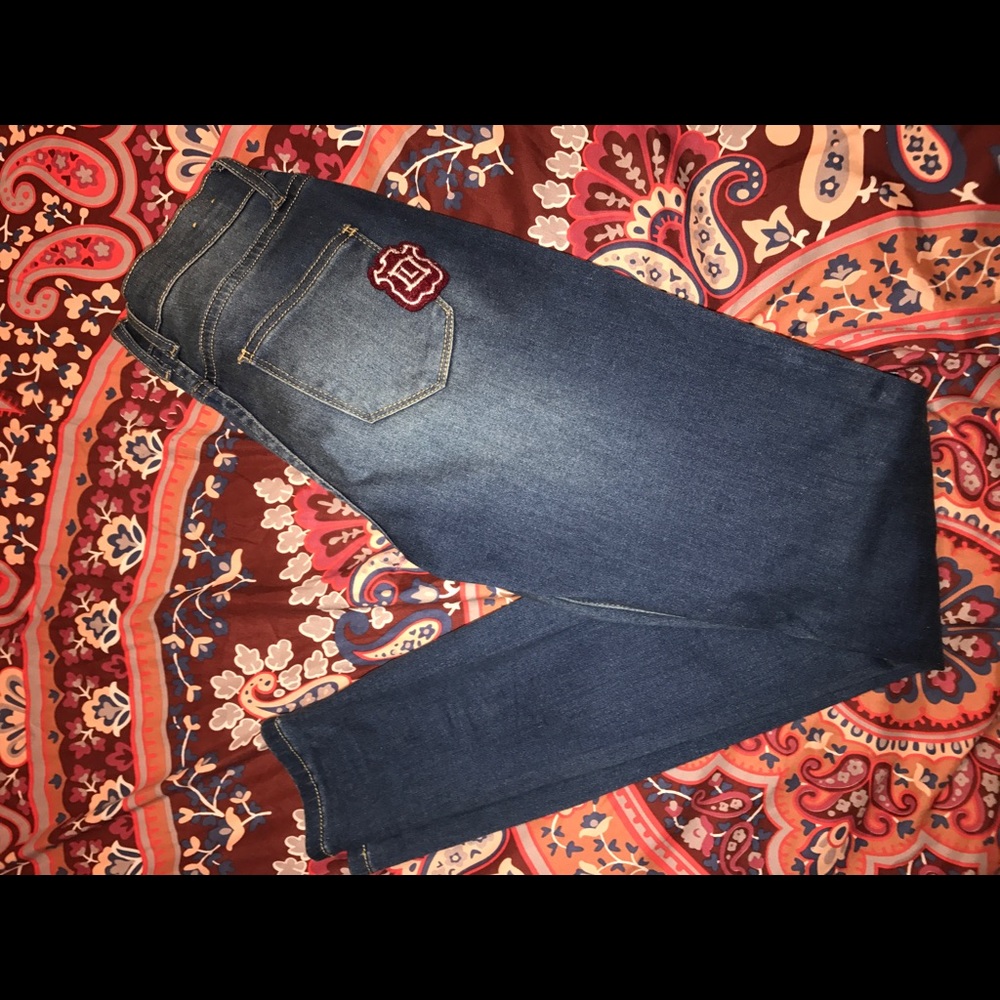 Jeans - Picture 3 of 4