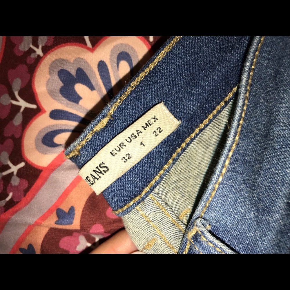Jeans - Picture 4 of 4