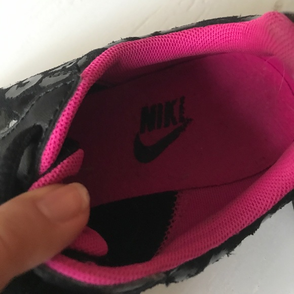 Nike Shoes Nike Black Pink Leopard Print Running Sneakers Poshmark