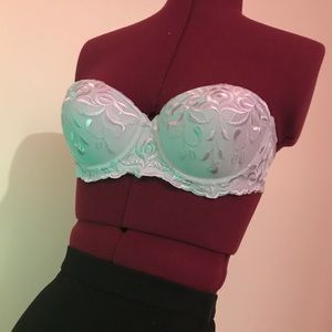 Vintage Lavender Embroidered Strapless Bra