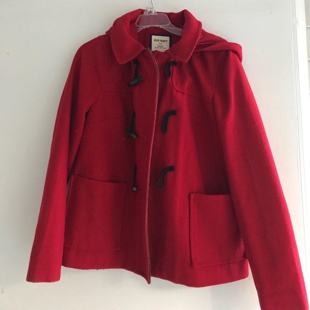 Red winter ❄️ coat with hood and pockets