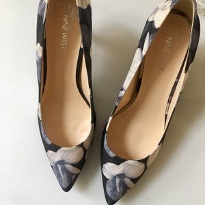 Floral Kitten Heels!