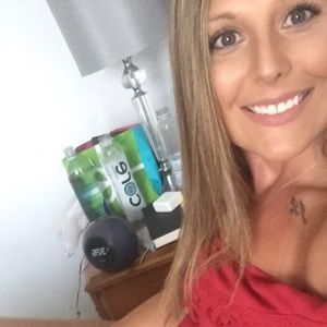 Meet your Posher, Liz