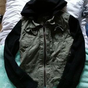 Green utility jacket with black sleeves & hood