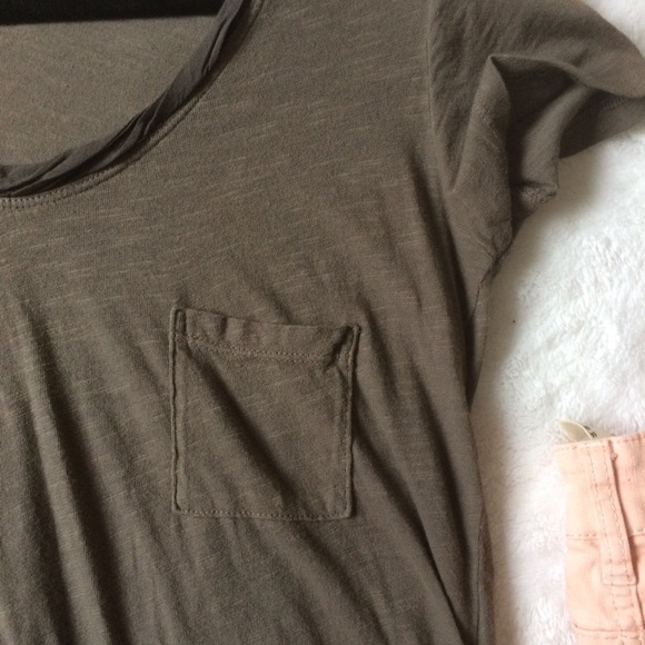 Left of Center | olive green peplum back tee - Picture 3 of 6