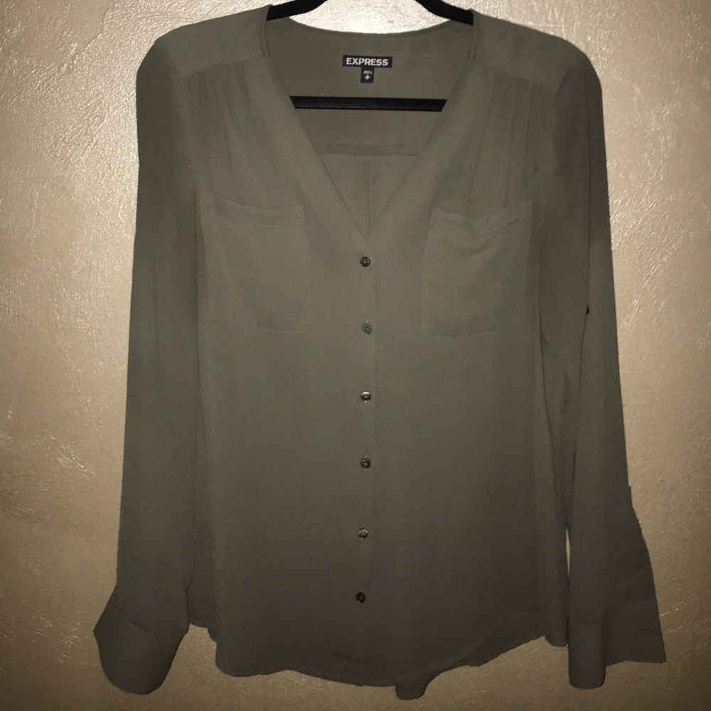 Express medium green top