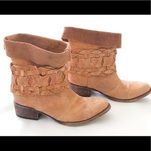 Freebird by Steven Boots