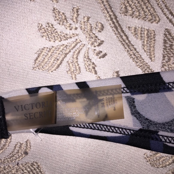 Victoria’s Secret circle pattern bra style bikini - Picture 6 of 6