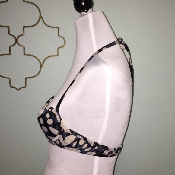 Victoria’s Secret circle pattern bra style bikini - Picture 4 of 6