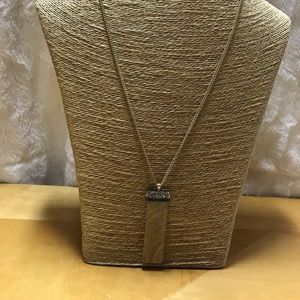 Amber stone bar necklace