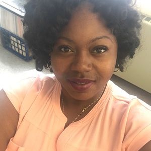 Meet your Posher, Lashannon