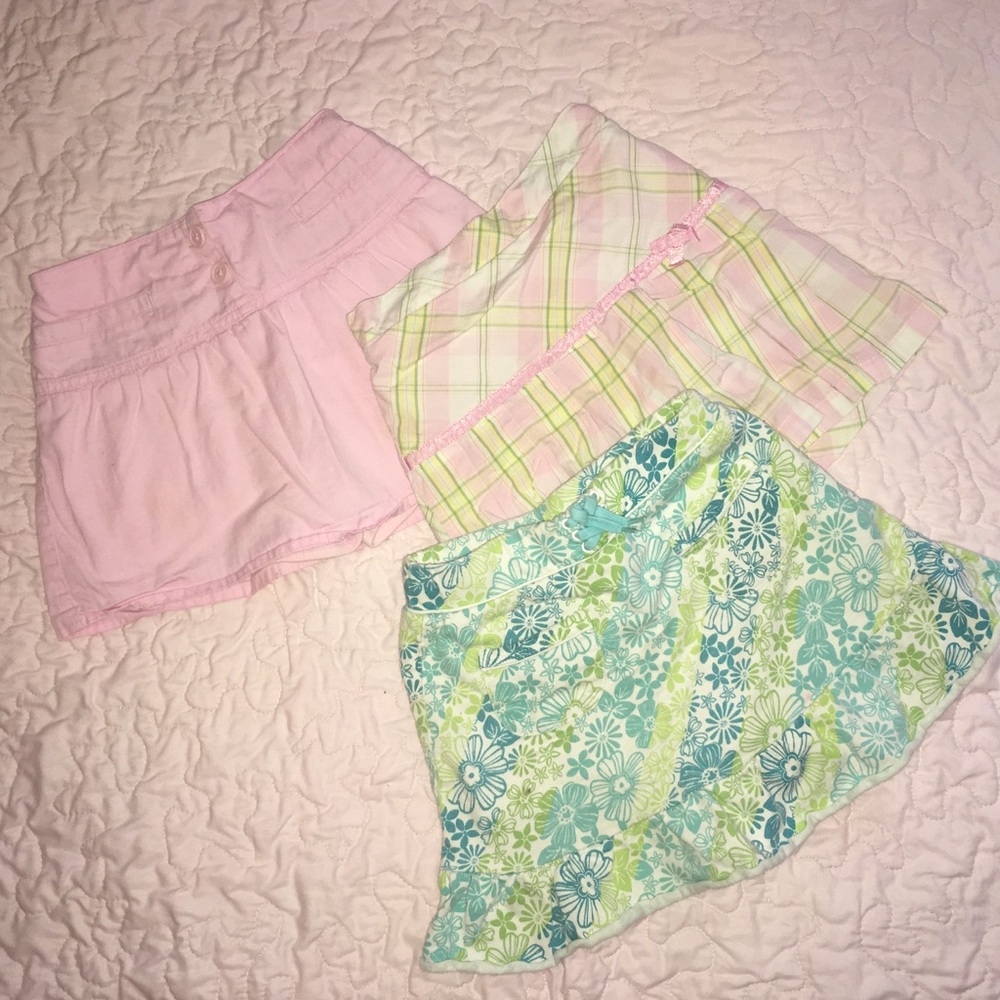 Set of Skorts (4)