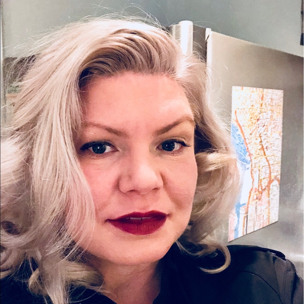 Meet your Posher, Tracy