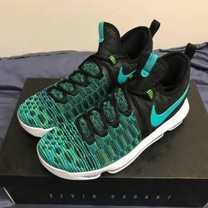 Meet your Posher, Dylan