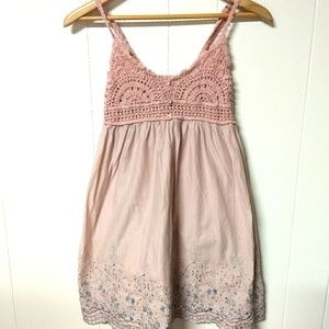 Light pink sleeveless dress size small