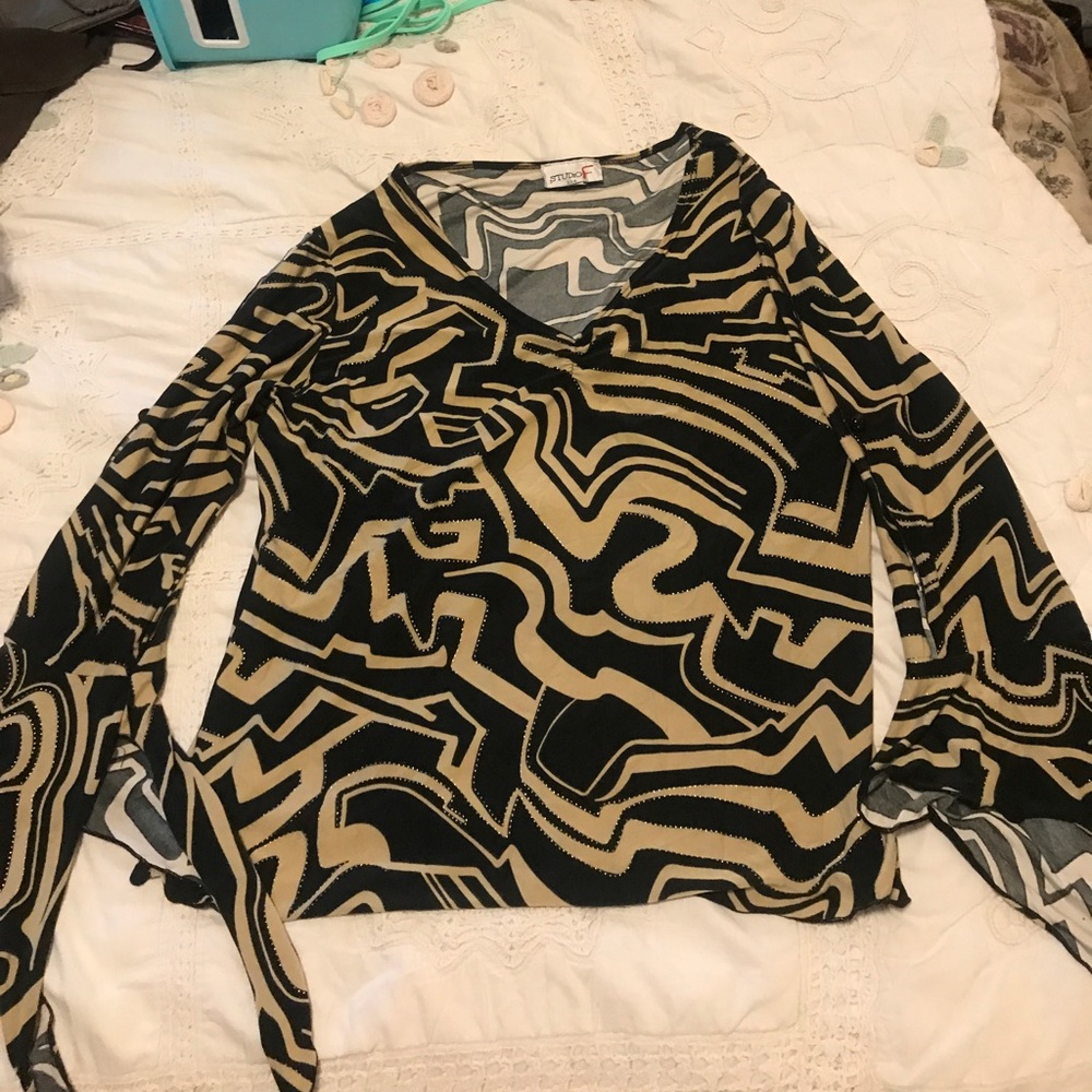 Women shirt
