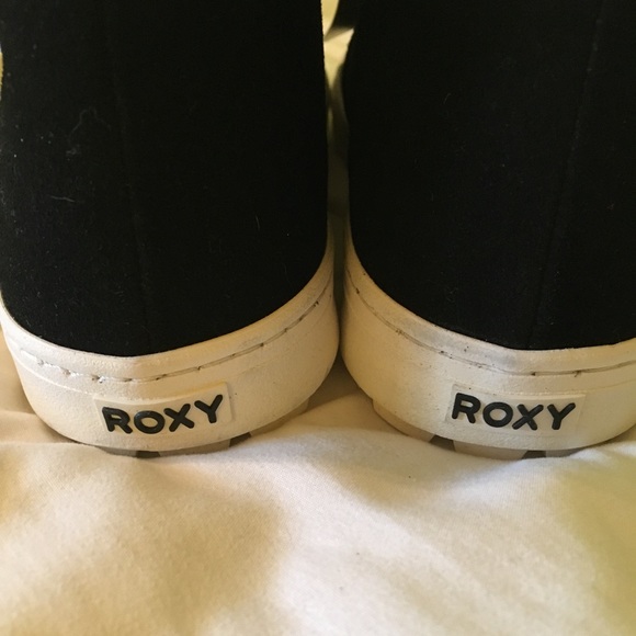 Black Roxy Boots - Picture 2 of 6