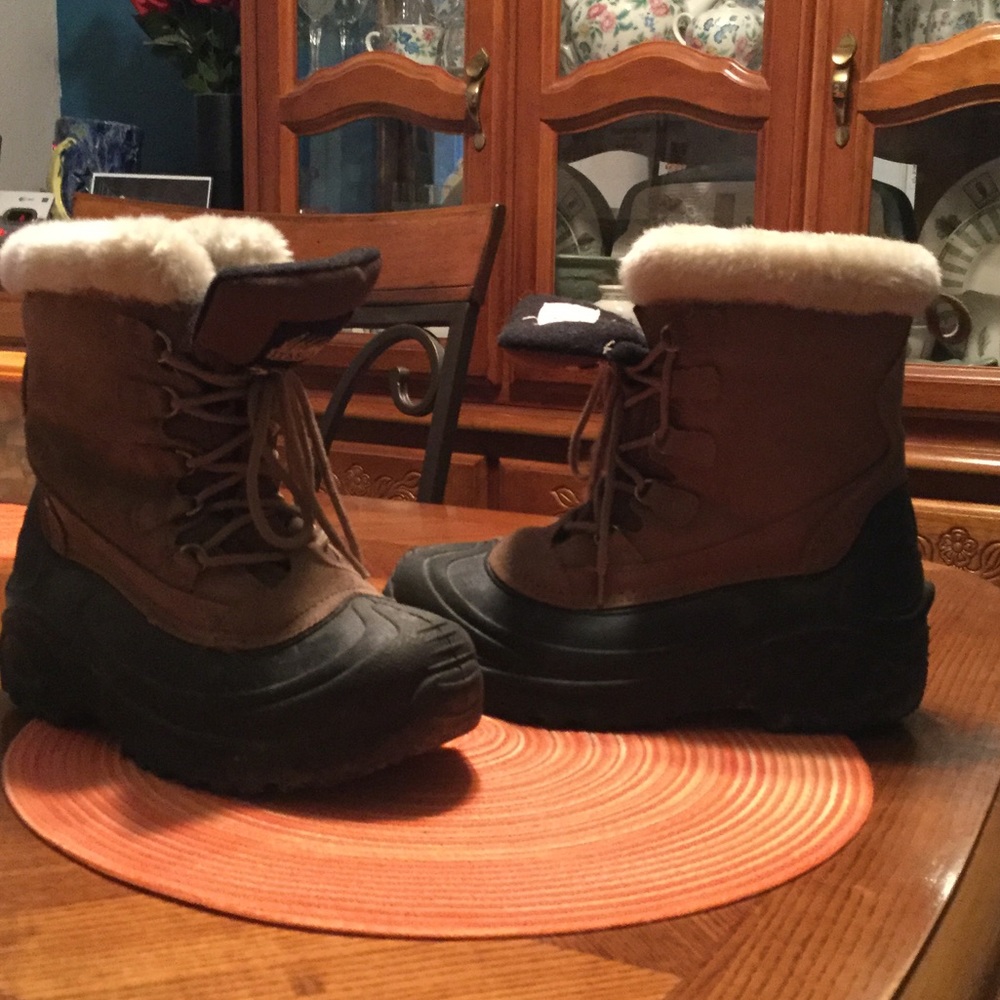 Leather waterproof boots