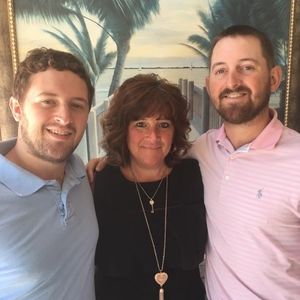 Meet your Posher, Leigh