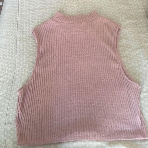 Turtle neck - Picture 2 of 2