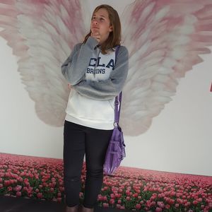 Meet your Posher, Lauren