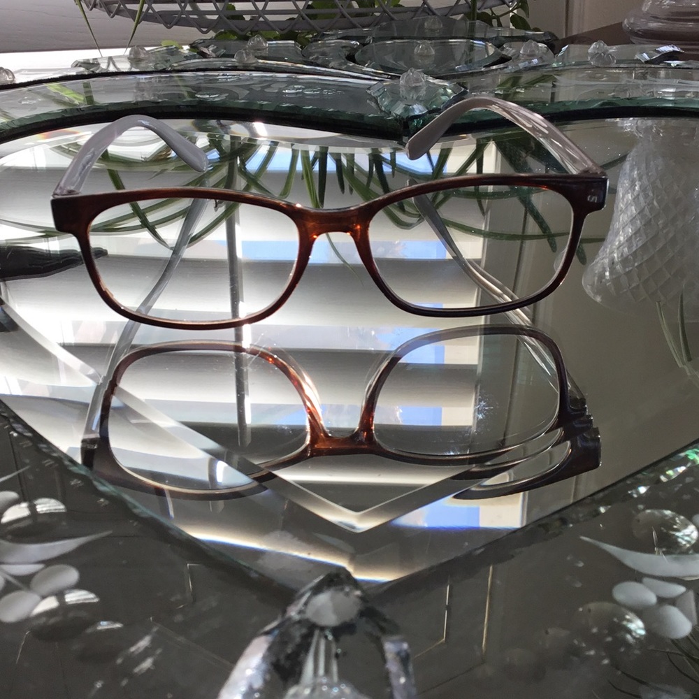 MAXIM women’s eyeglass frames.
