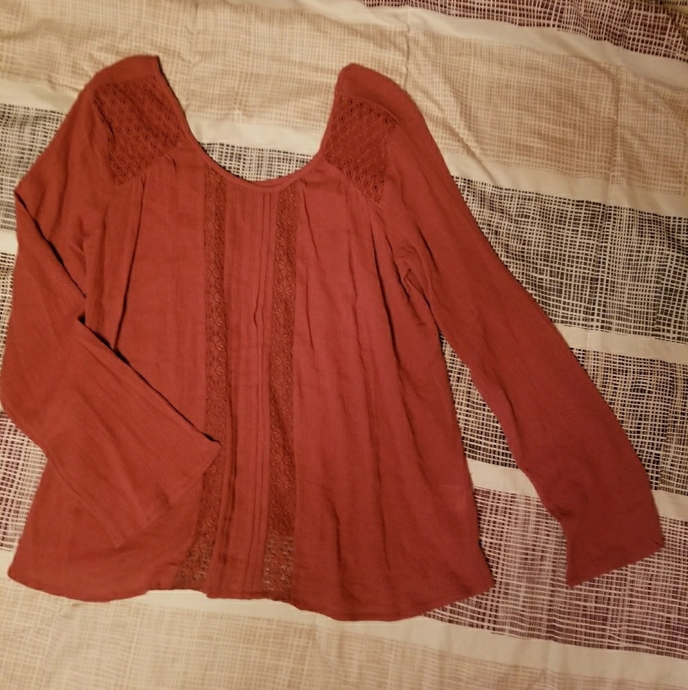 Volcom top