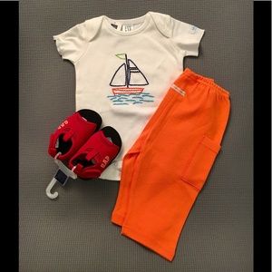 Baby GAP Top, Pants & Sandals. NWT