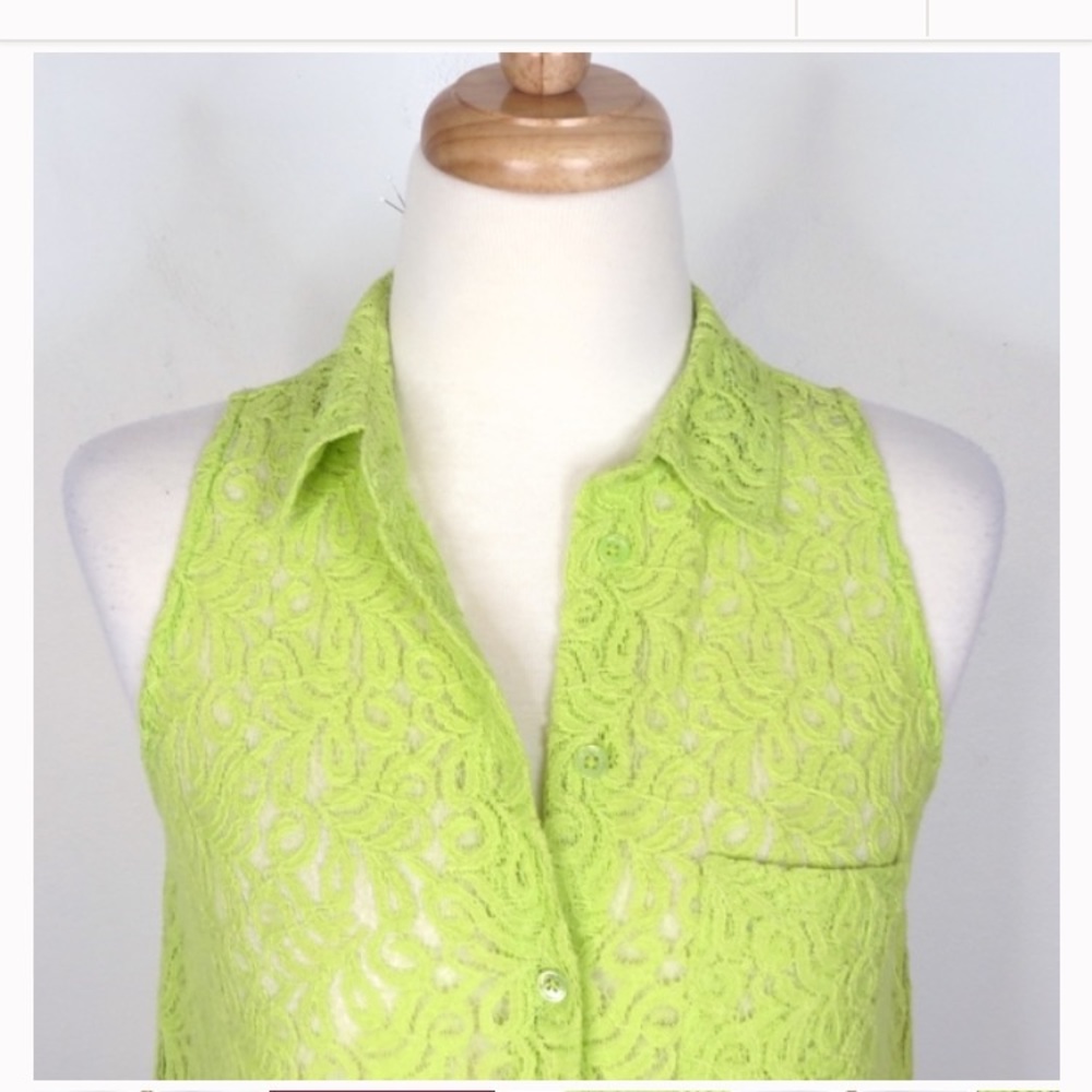 Equipment Femme // Mina lace top in neon - Picture 3 of 3