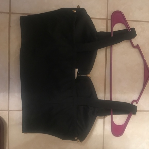 Studded crop top - Picture 3 of 3