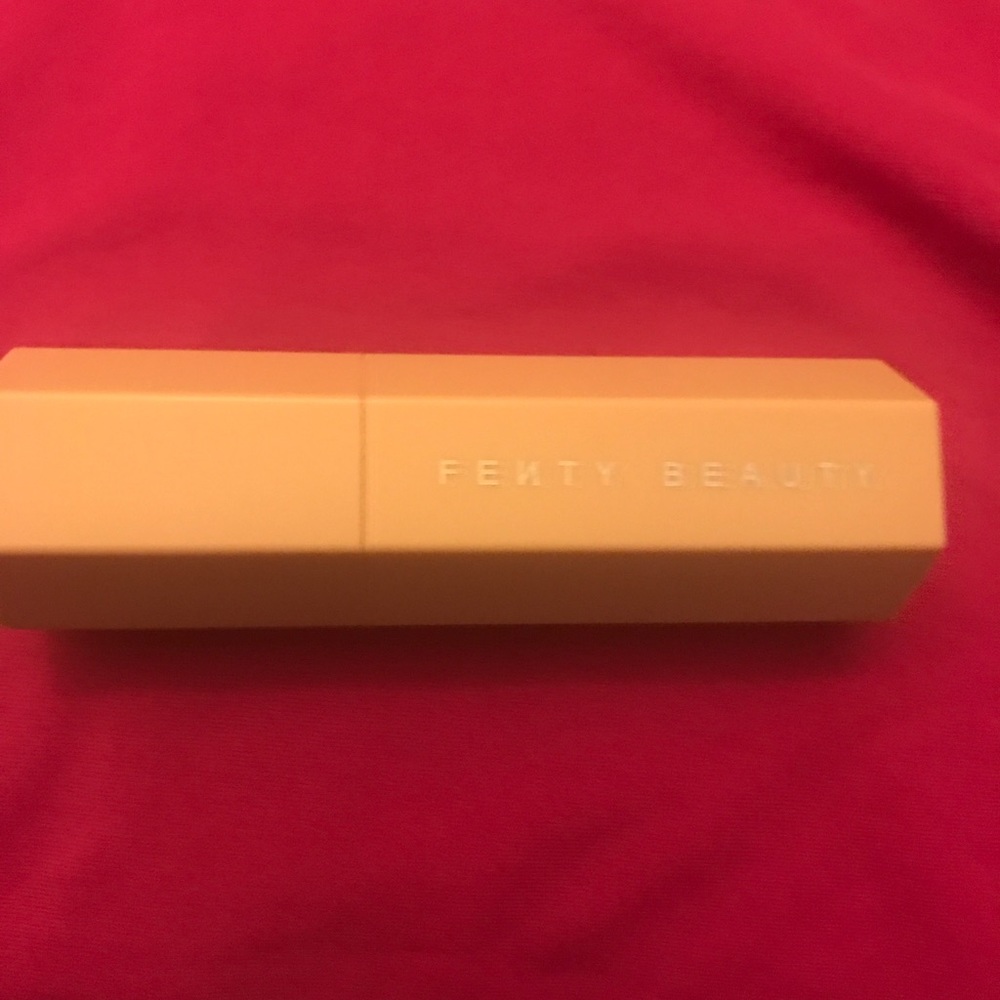 Fenty Beauty Matchstick in Sinamon