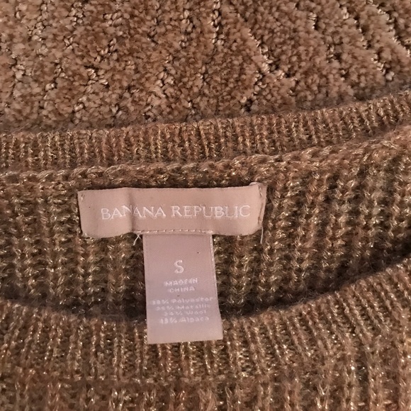 Gold sweater - Picture 2 of 2