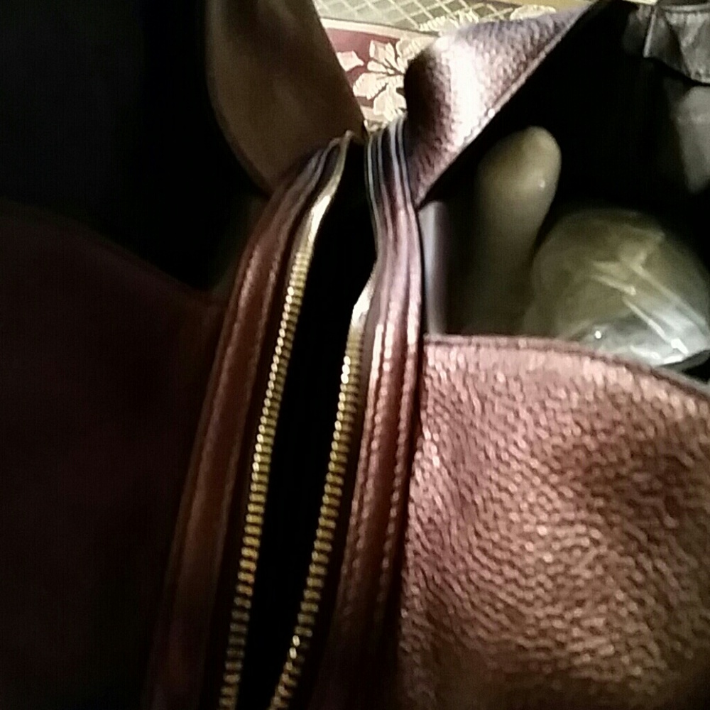 Purse - Picture 2 of 3
