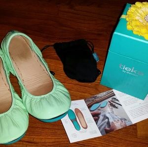 Mint Patent Tieks
