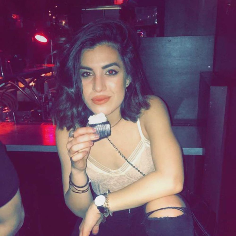 Meet your Posher, Sahar