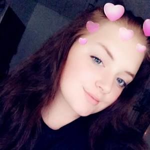 Meet your Posher, Leah