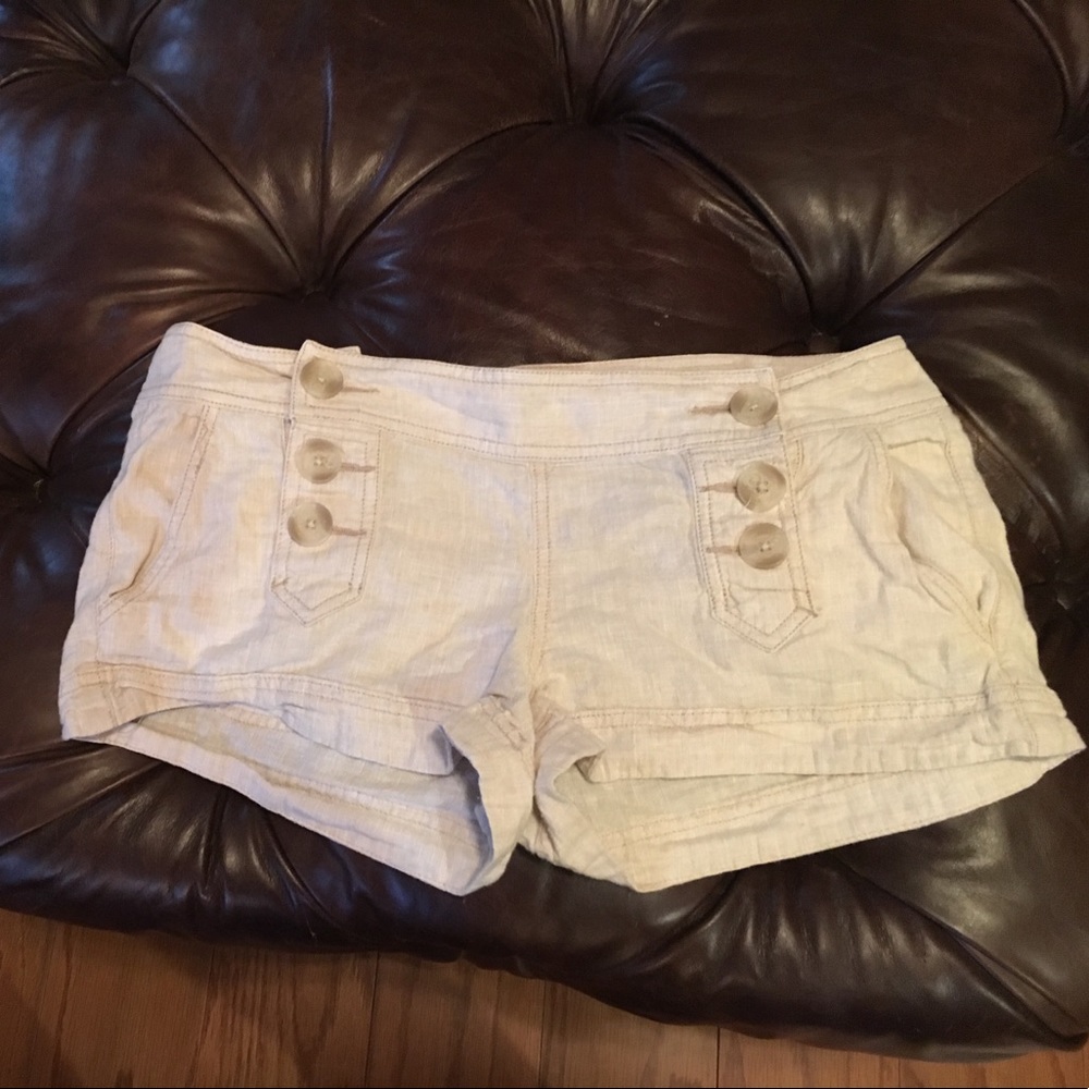 Express shorts 55% Linen 45% cotton