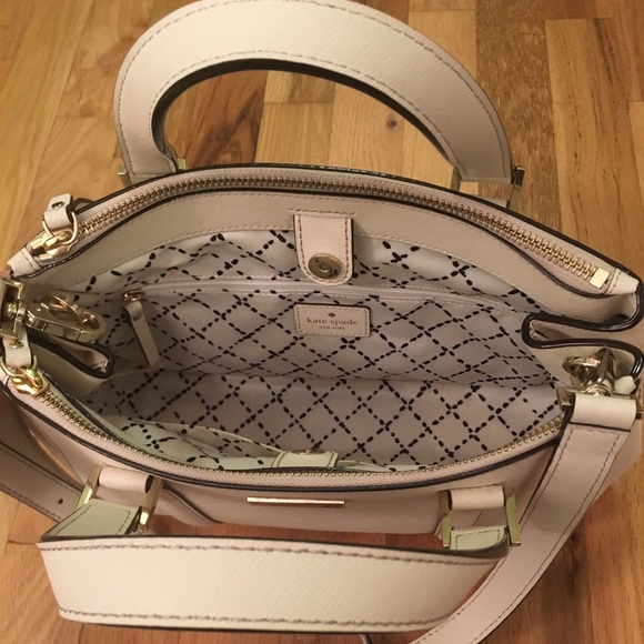 Kate Spade Tote! - Picture 2 of 5