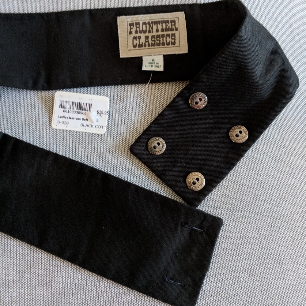 Black cotton belt NWT!