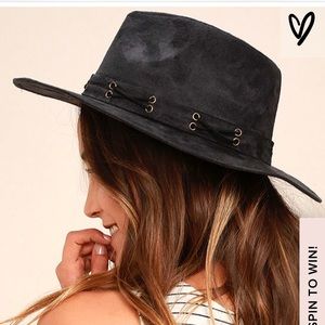 Hiya black suede fedora hat