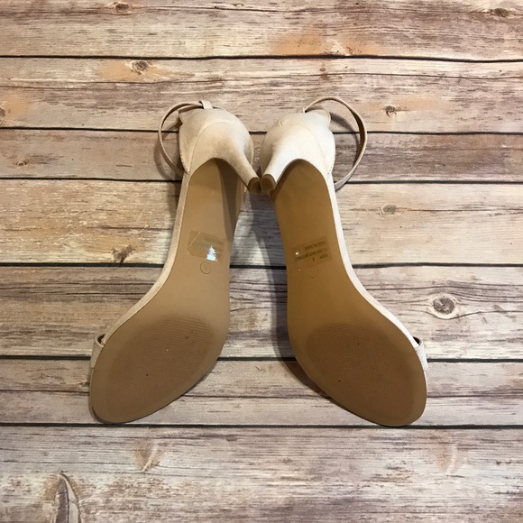 Charlotte Russe Ankle Strap Heels - Picture 4 of 4