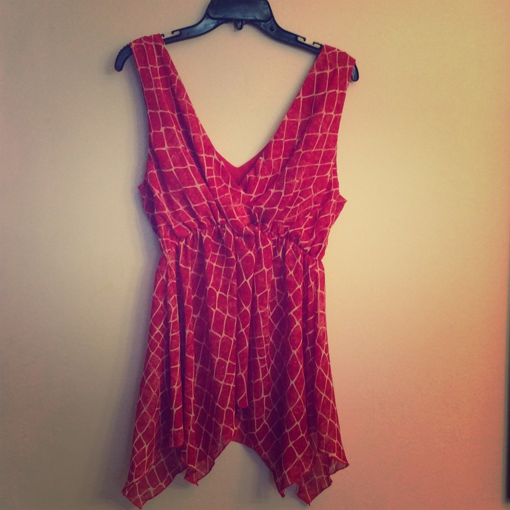 A3 Design Asymmetrical Flowy Red Checkered Plaid Snakeskin Tank Top Blouse Shirt