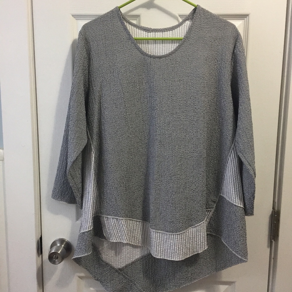 Flowly Hi-Lo Asymmetrical Shirt