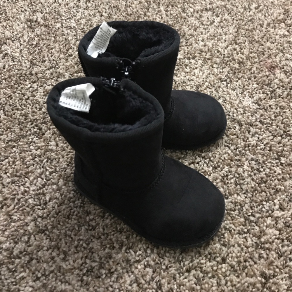 Black Sueded Adoraboots
