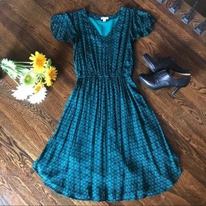 Emerald Green/Black Scallop Midi Dress
