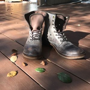 Rare Steve Madden Hand Made Boots Brand New