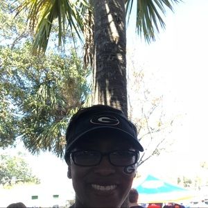 Meet your Posher, Nikita