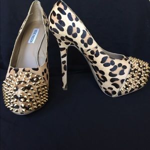 Leopard Print Calf Hair Stilettos 👠