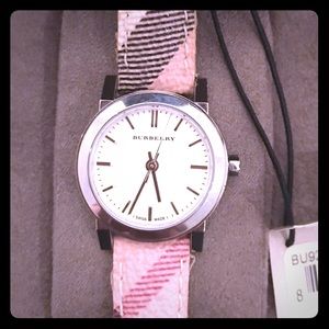 Burberry Watch 26mm printed leather strap