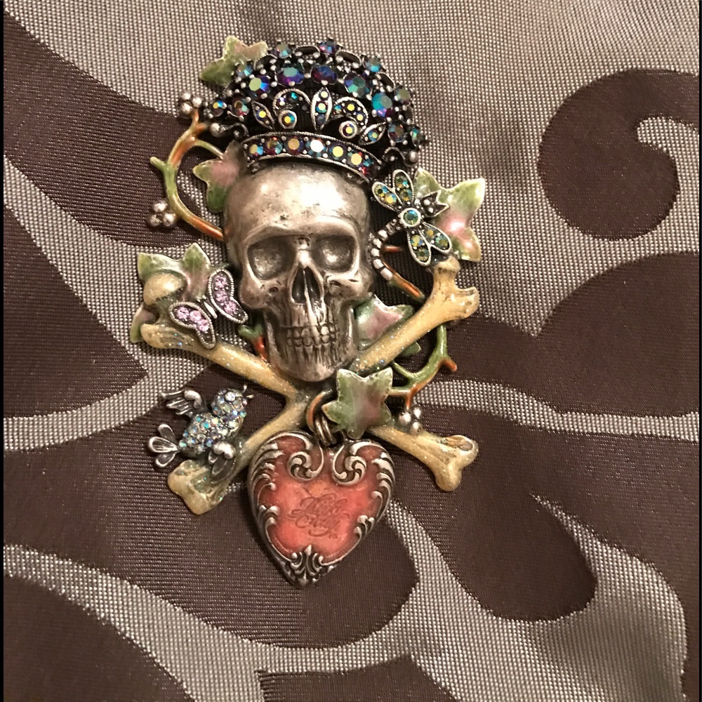Kites foley pin